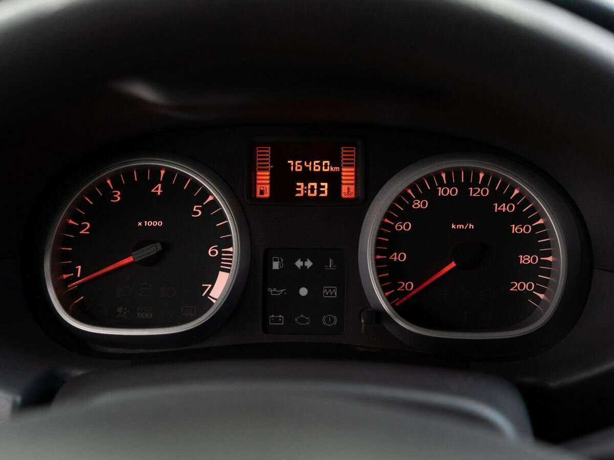 Renault Duster б/у, 2012, Механическая. Фото: #9