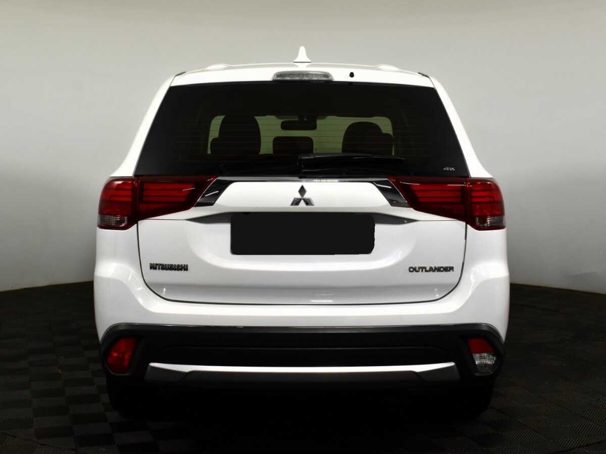 Mitsubishi Outlander б/у, 2017, Вариатор. Фото: #4