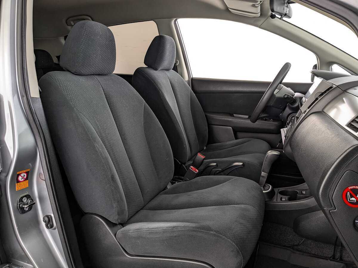 Nissan Tiida б/у, 2013, Автоматическая. Фото: #23