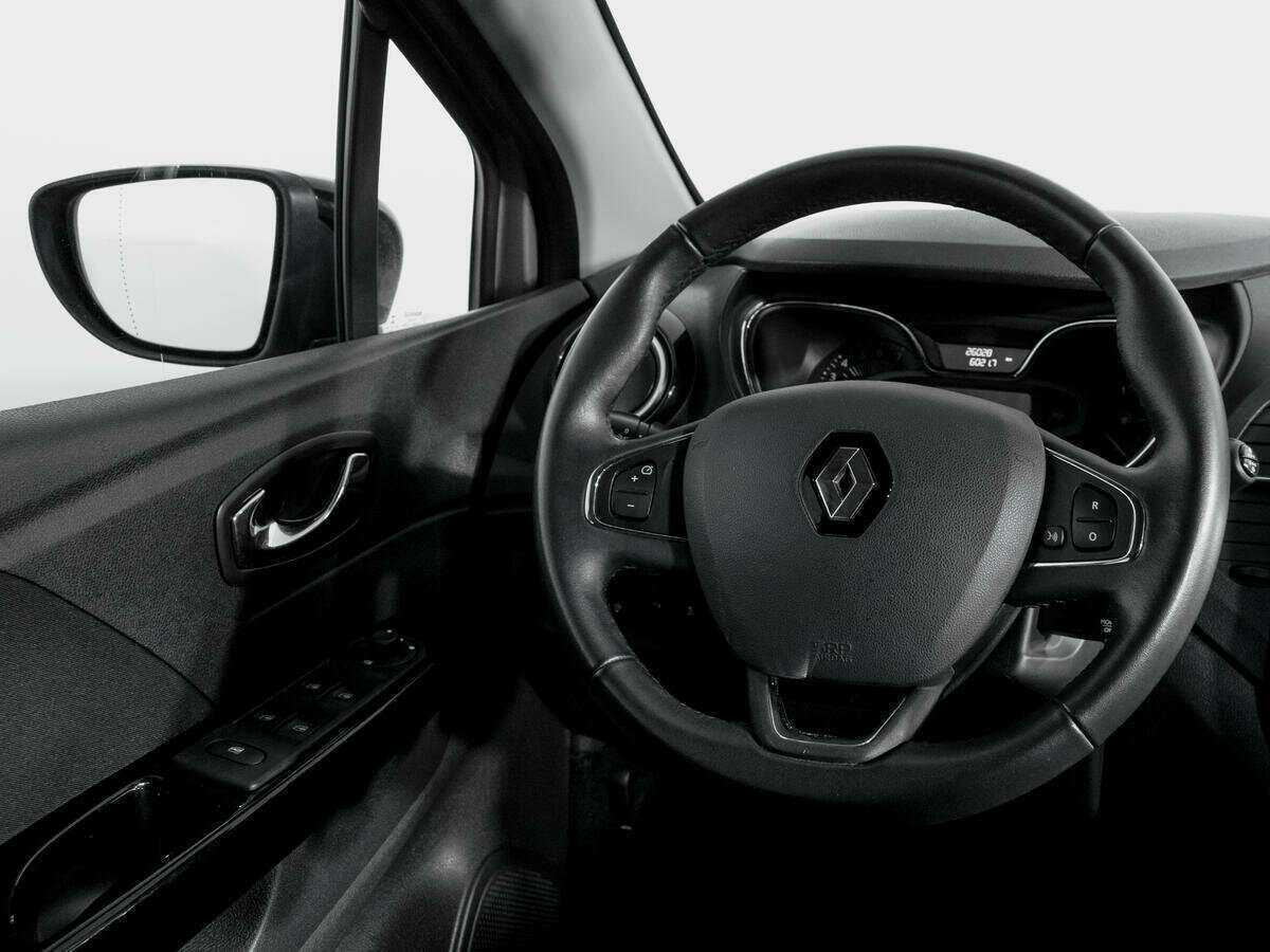 Renault Kaptur б/у, 2016, Автоматическая. Фото: #13