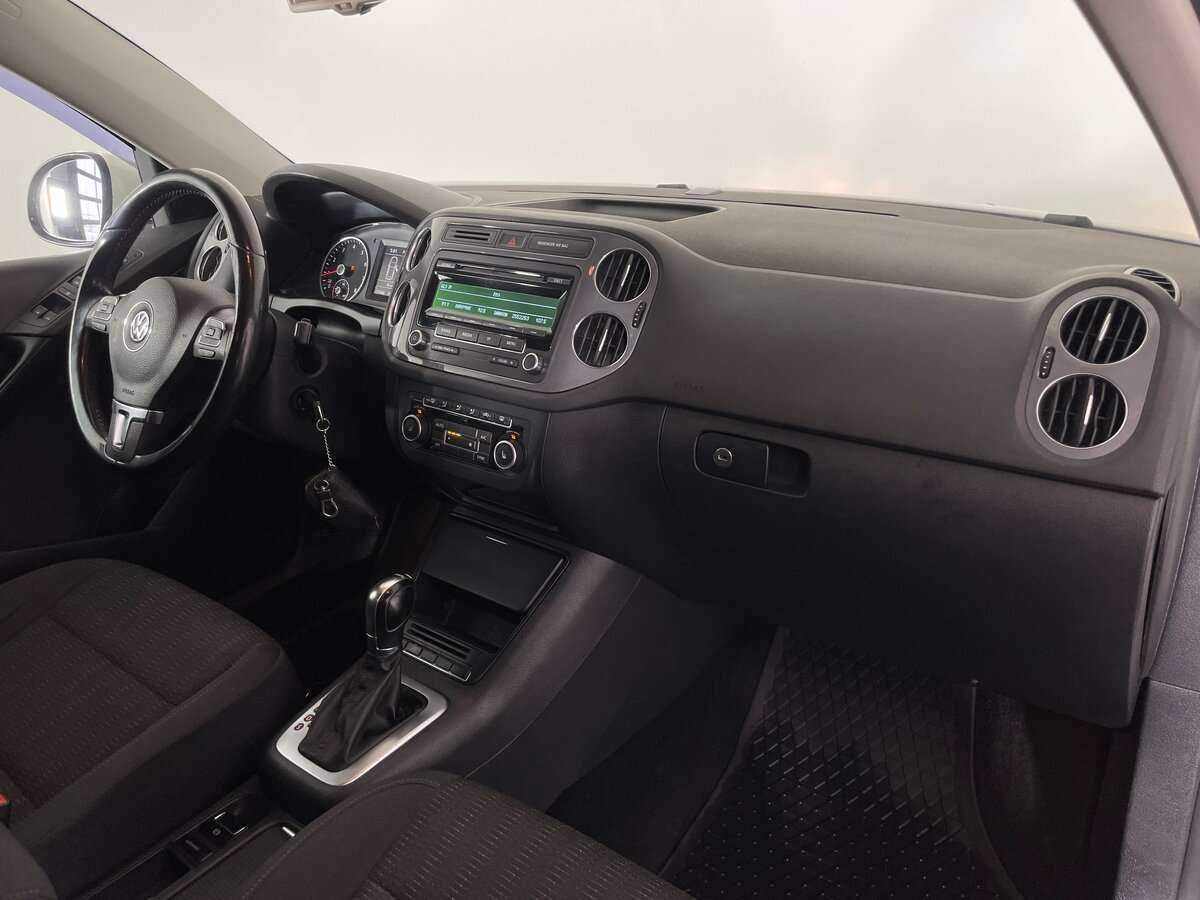 Volkswagen Tiguan б/у, 2013, Роботизированная. Фото: #7