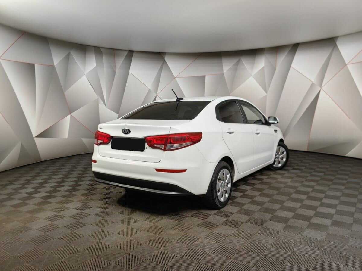 Kia Rio б/у, 2017, Автоматическая. Фото: #1