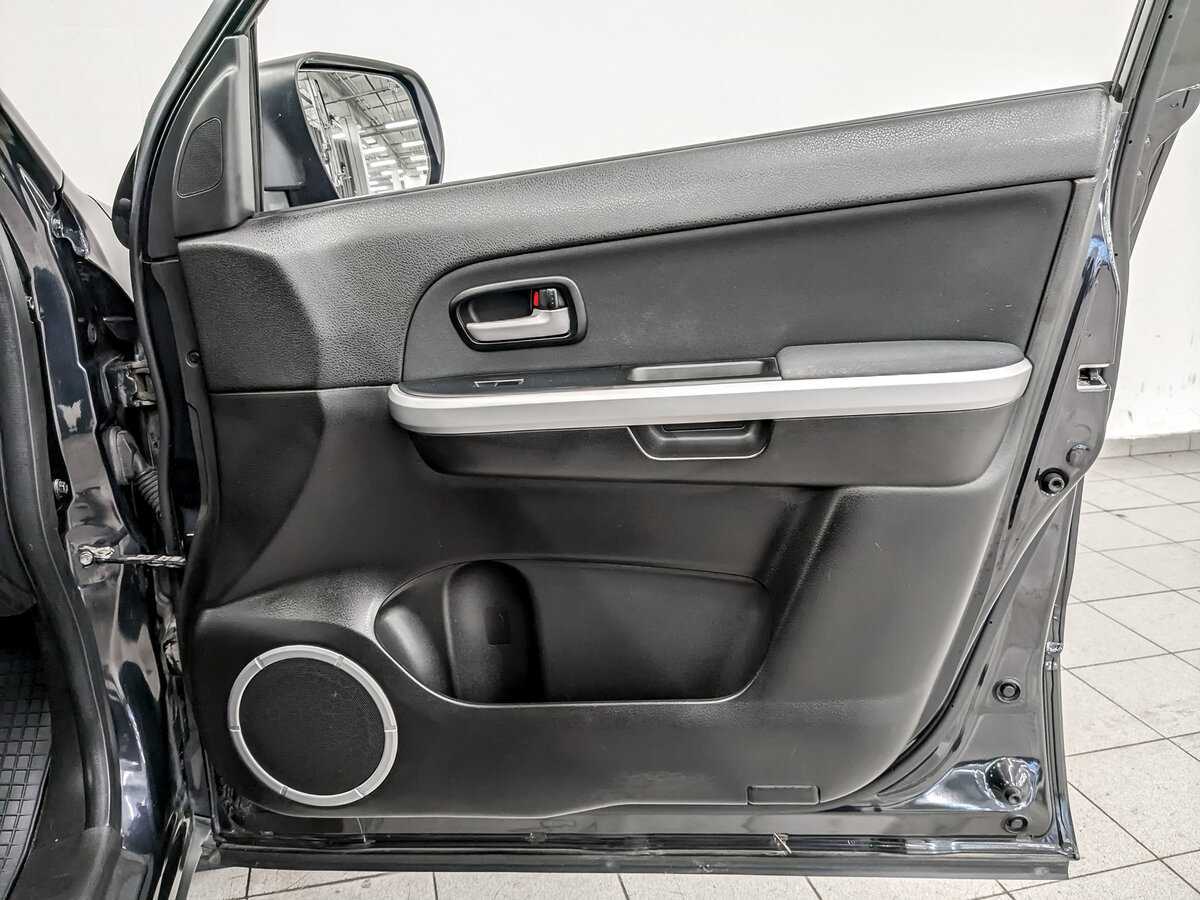 Suzuki Grand Vitara б/у, 2012, Автоматическая. Фото: #23