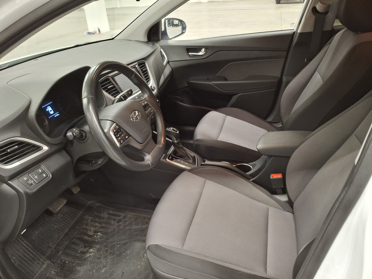 Hyundai Solaris б/у, 2017, Автоматическая. Фото: #15