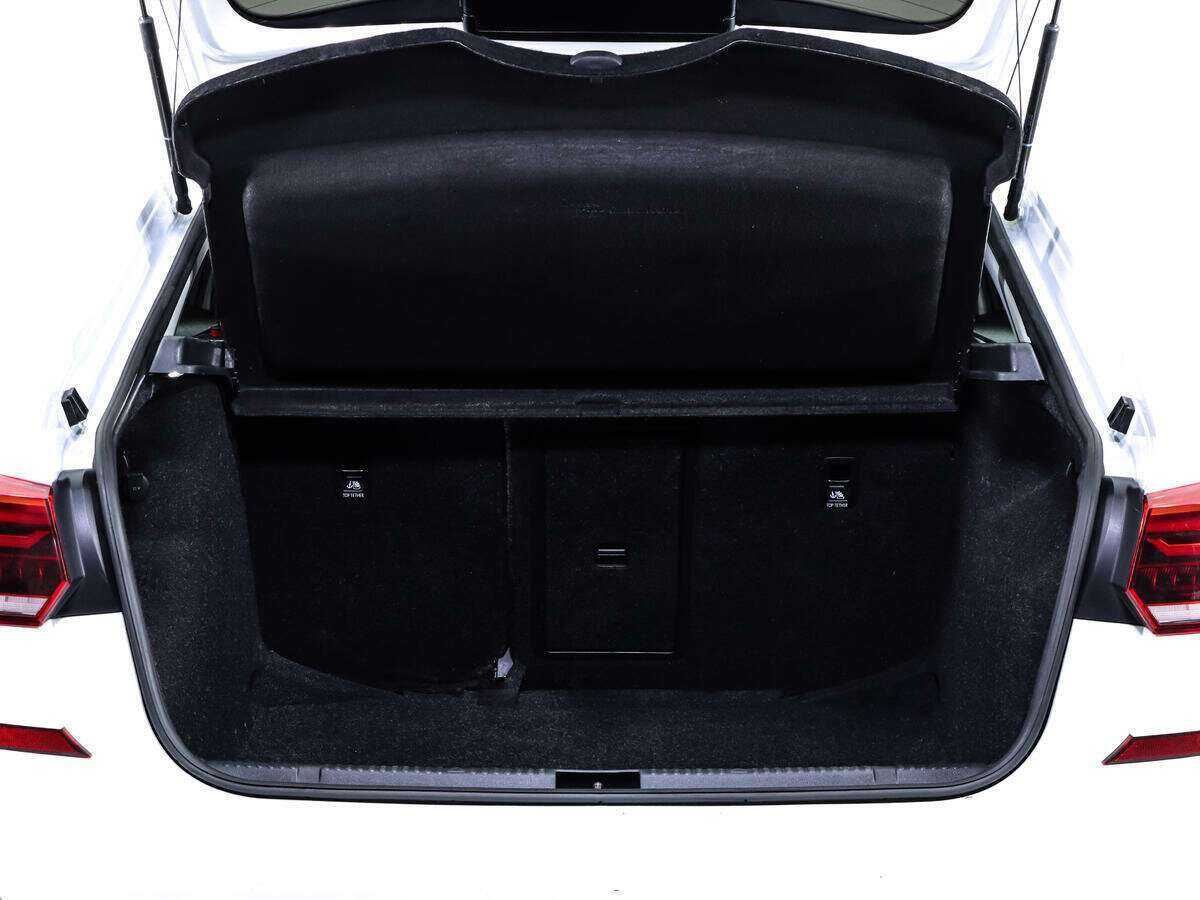 Volkswagen Polo б/у, 2020, Роботизированная. Фото: #14