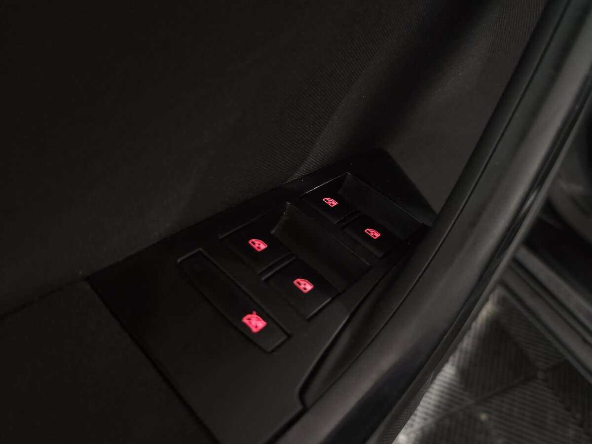 Opel Astra б/у, 2012, Автоматическая. Фото: #17