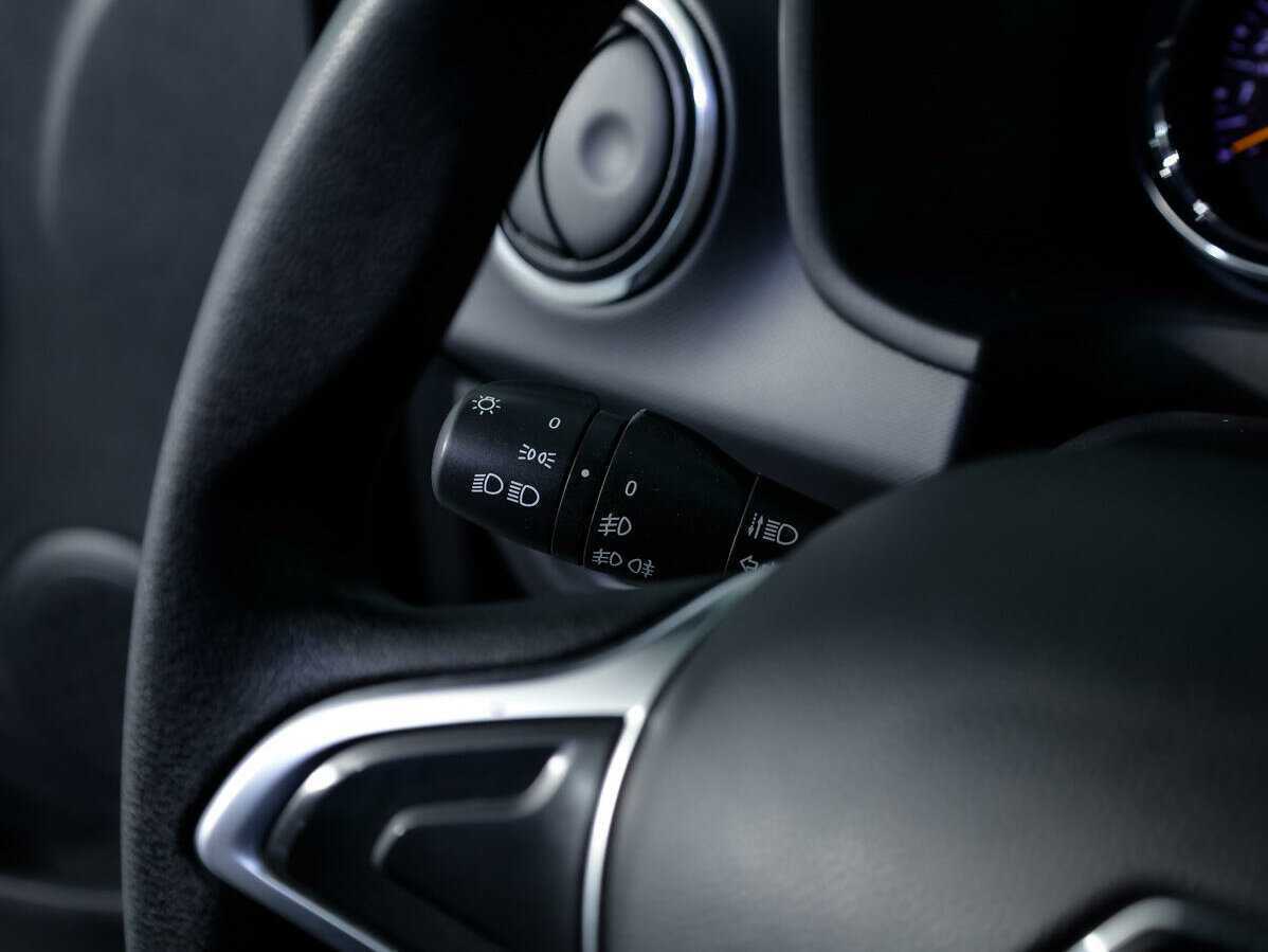 Renault Sandero б/у, 2020, Автоматическая. Фото: #16