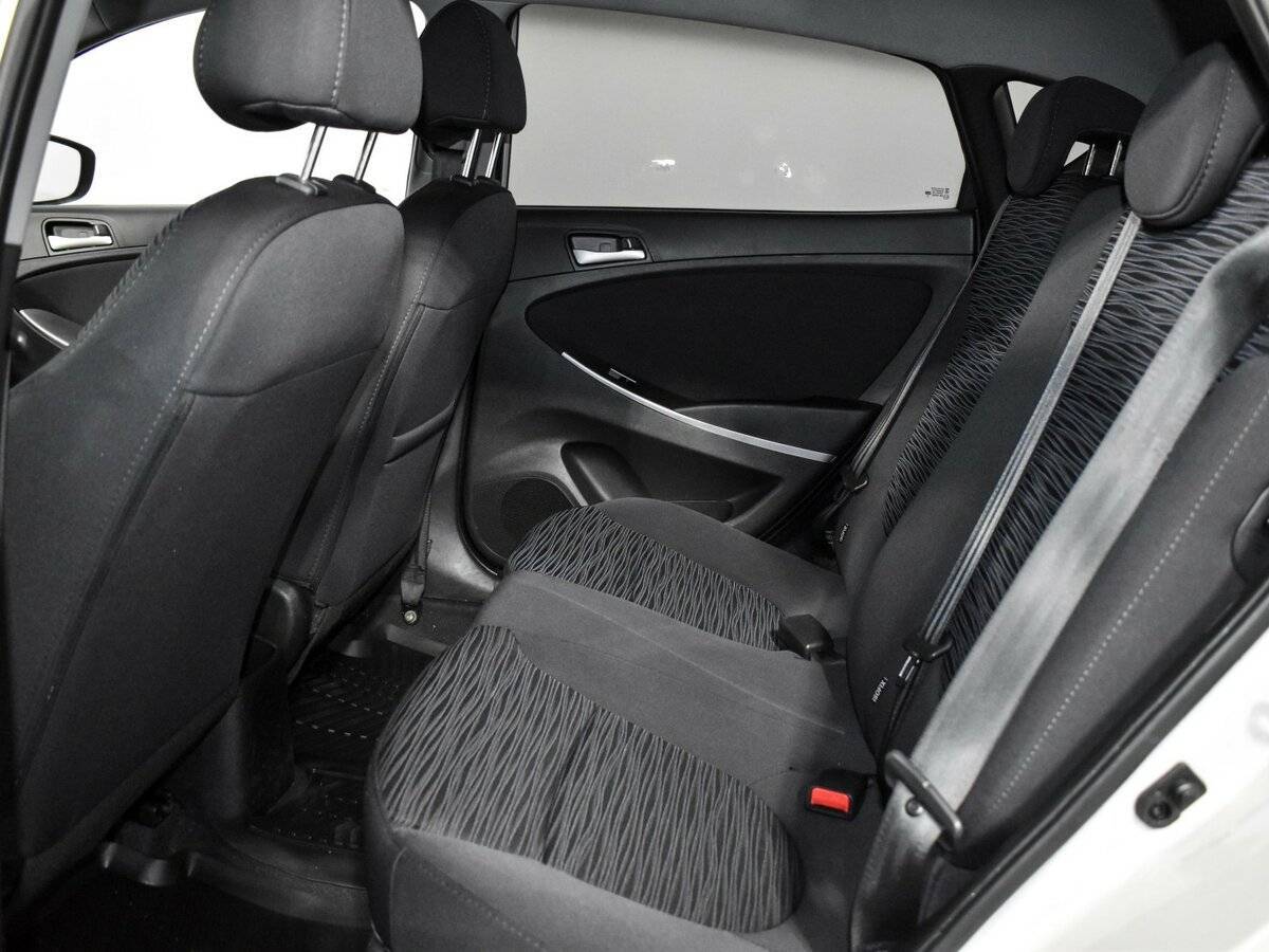 Hyundai Solaris б/у, 2015, Автоматическая. Фото: #10