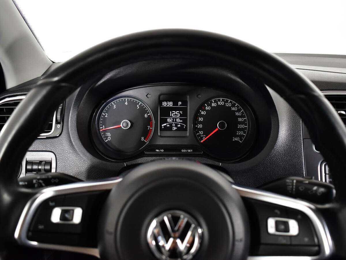 Volkswagen Polo б/у, 2018, Автоматическая. Фото: #10