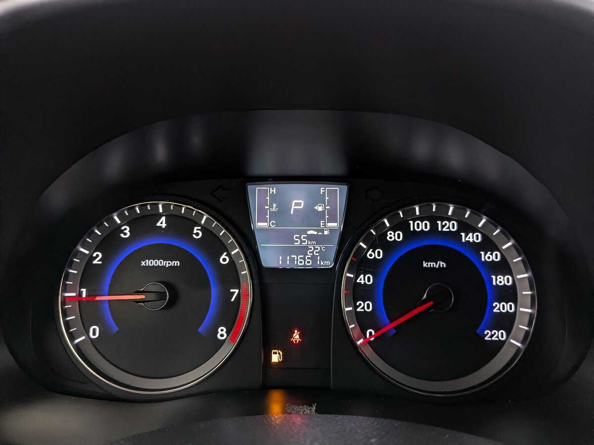 Hyundai Solaris б/у, 2015, Автоматическая. Фото: #11