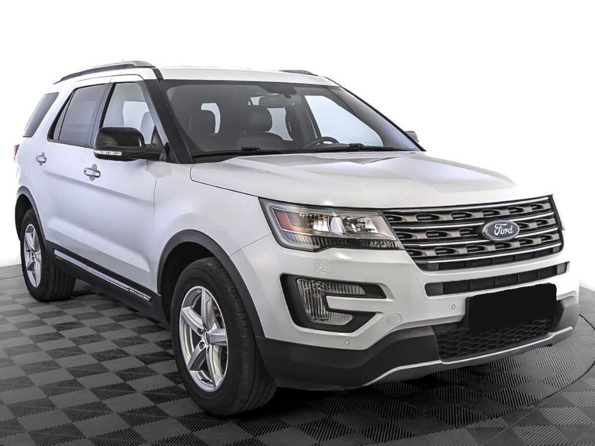 Ford Explorer б/у, 2017, Автоматическая. Фото: #2
