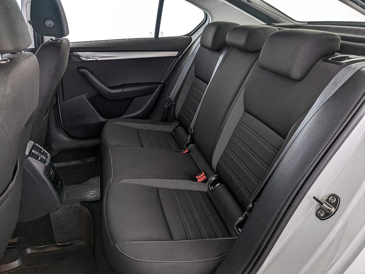 Skoda Octavia б/у, 2019, Механическая. Фото: #16