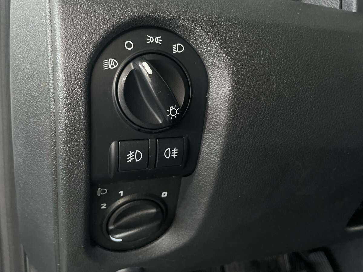 Lada (ВАЗ) Granta б/у, 2016, Механическая. Фото: #11