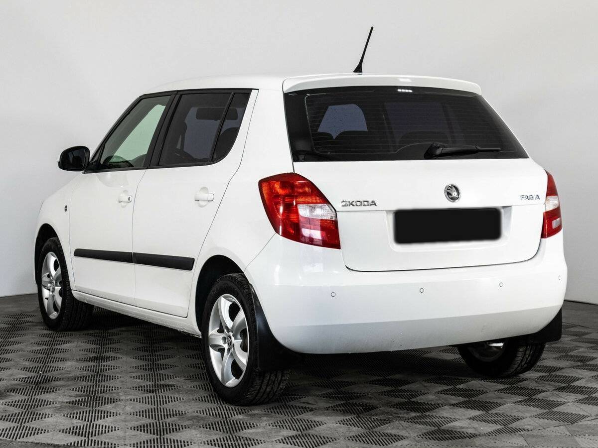 Skoda Fabia б/у, 2013, Автоматическая. Фото: #6