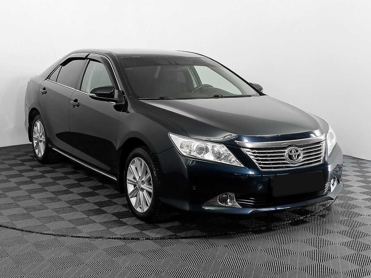 Toyota Camry б/у, 2014, Автоматическая. Фото: #2