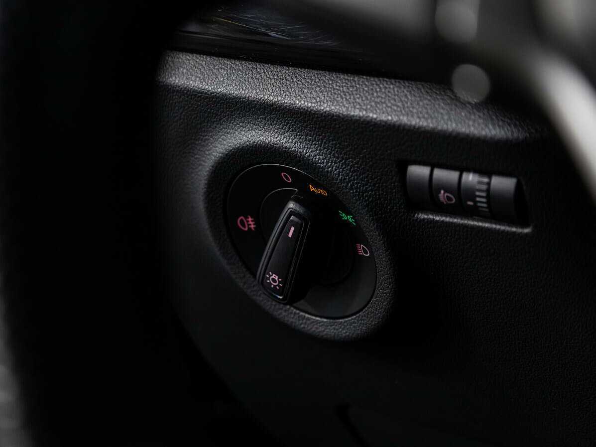 Volkswagen Polo б/у, 2021, Автоматическая. Фото: #15