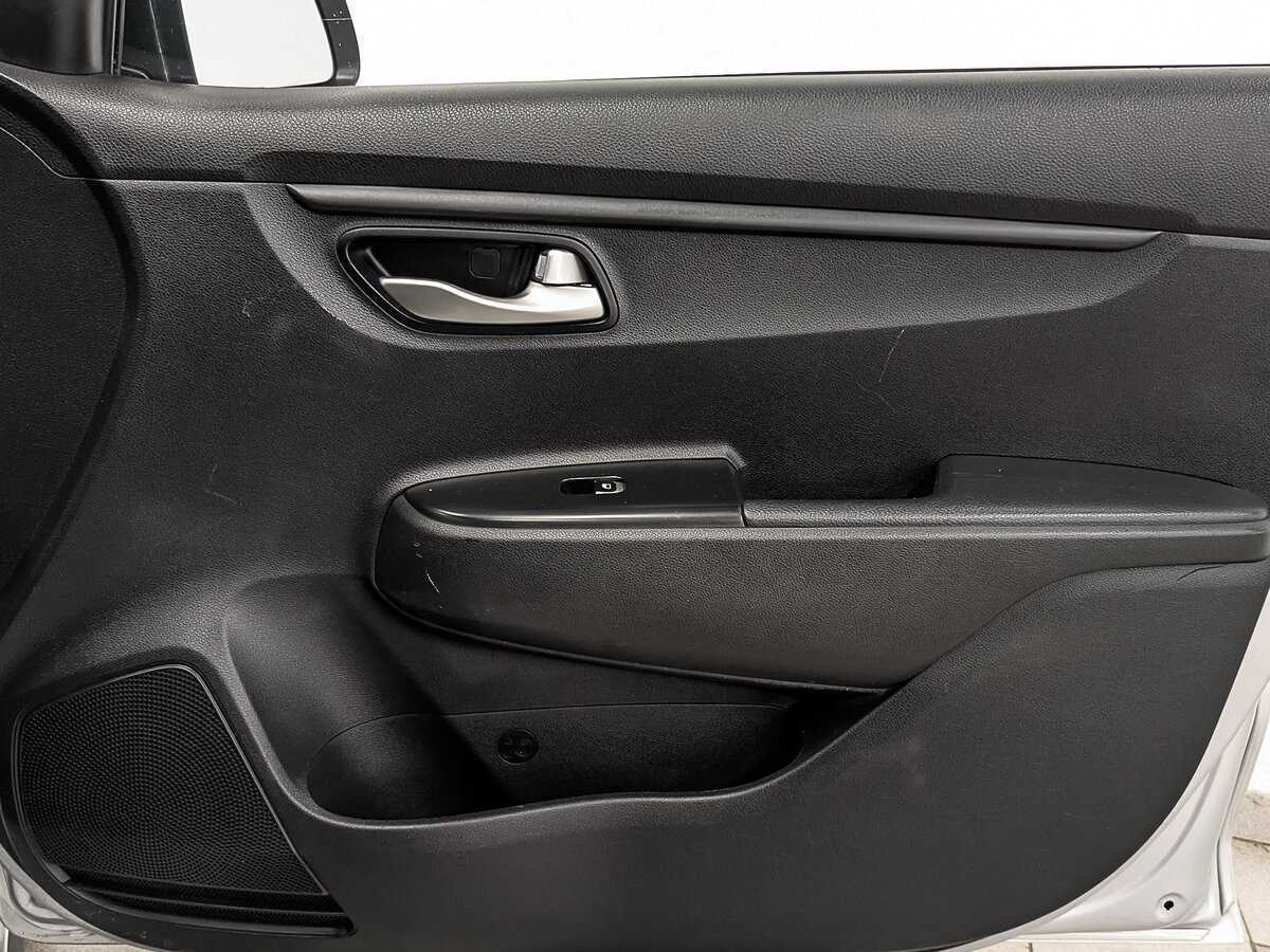 Kia Rio б/у, 2020, Автоматическая. Фото: #24