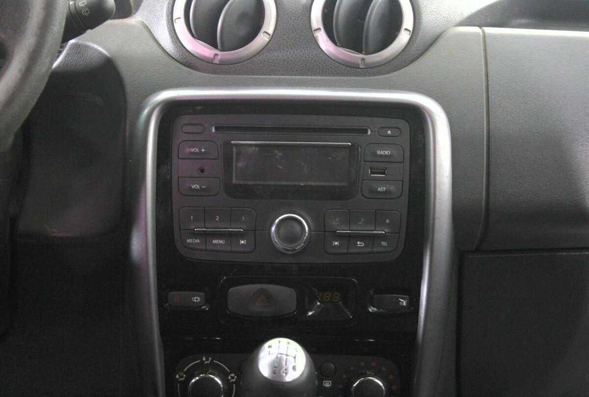 Renault Duster б/у, 2013, Механическая. Фото: #9