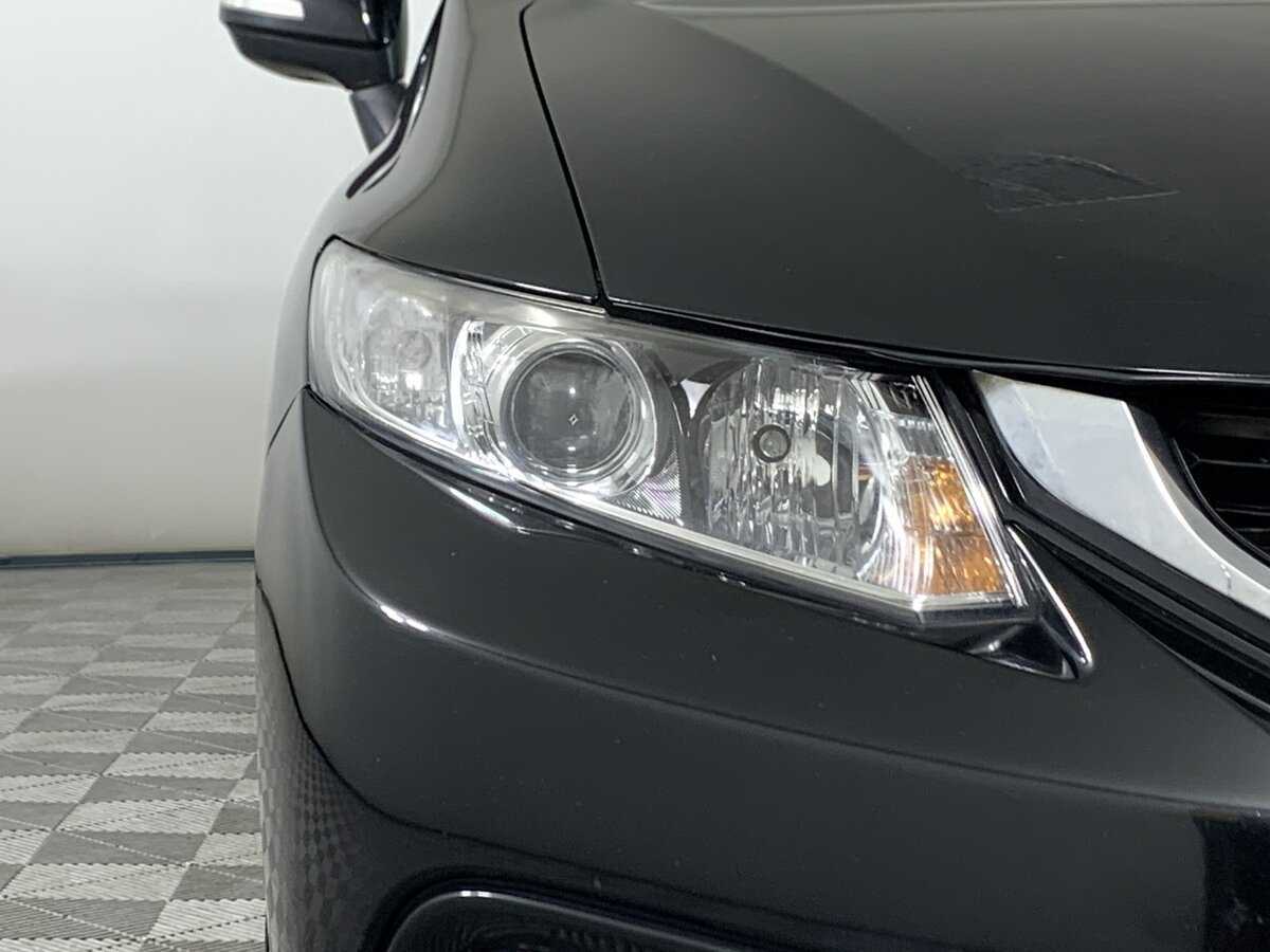 Honda Civic б/у, 2013, Автоматическая. Фото: #9