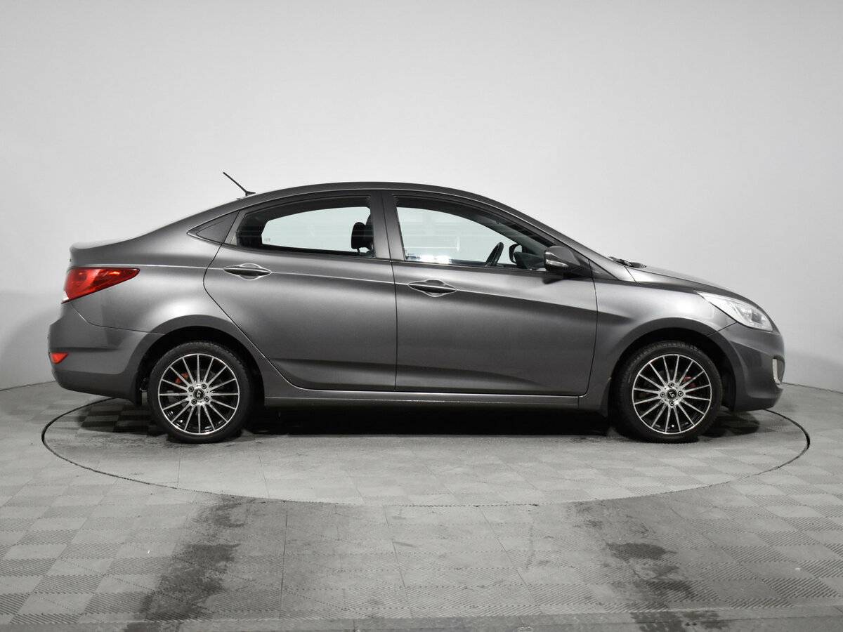 Hyundai Solaris б/у, 2013, Автоматическая. Фото: #3