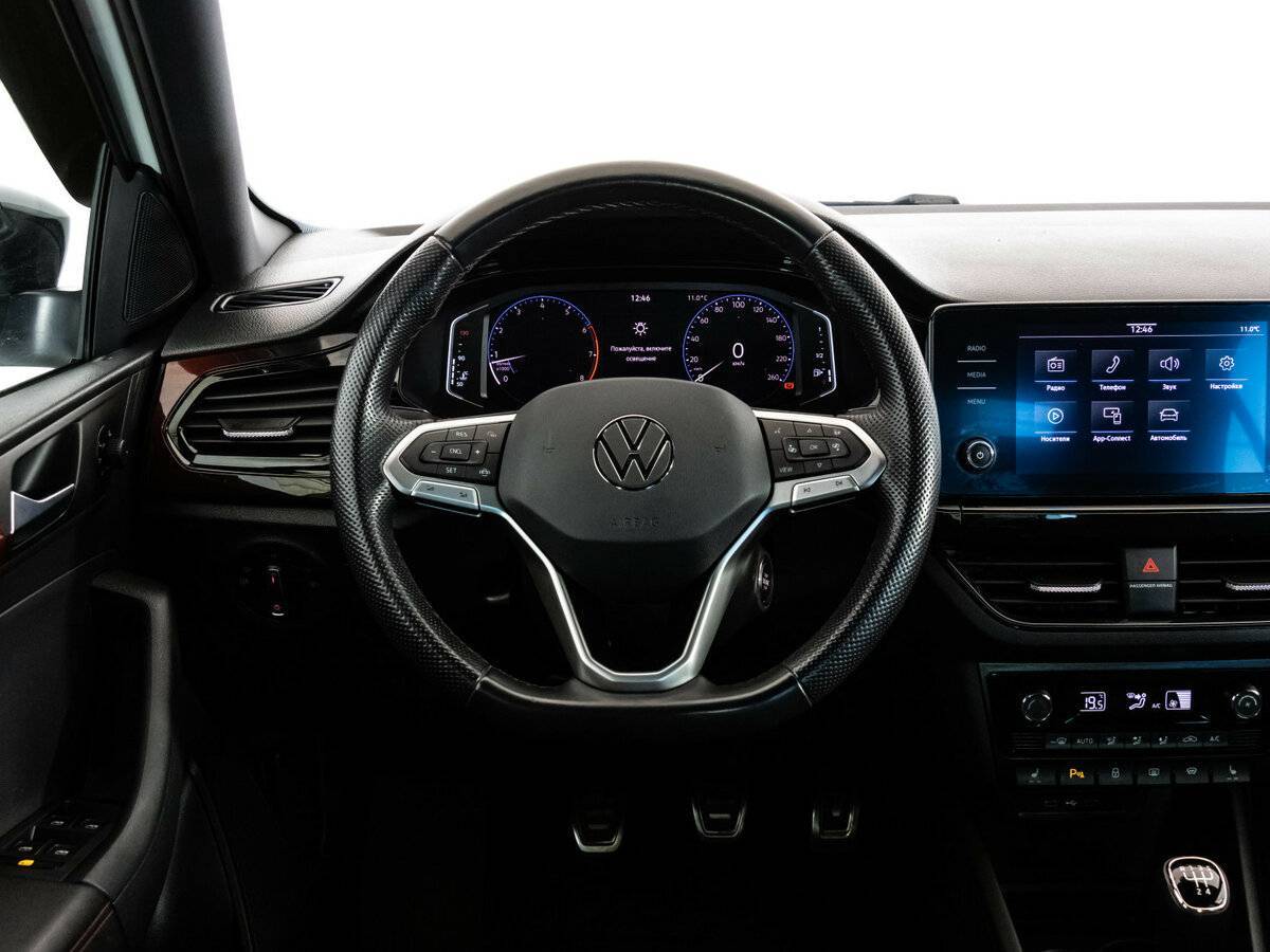 Volkswagen Polo б/у, 2021, Механическая. Фото: #9