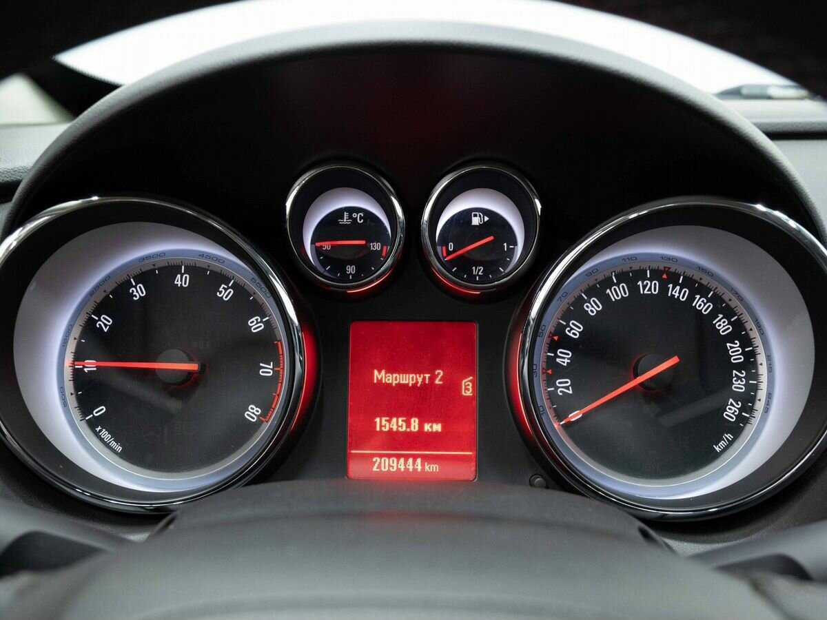 Opel Astra б/у, 2013, Механическая. Фото: #15