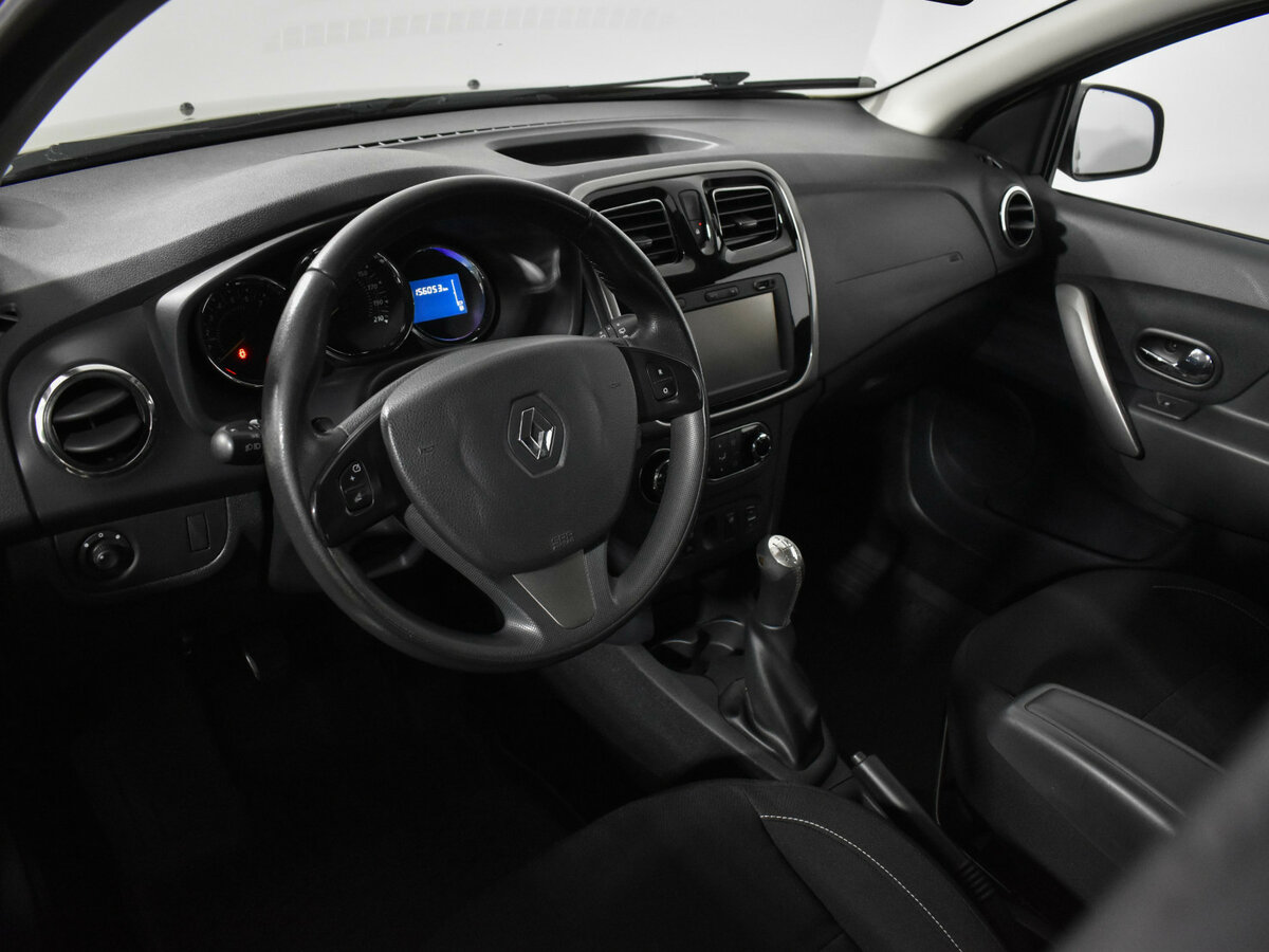 Renault Sandero б/у, 2016, Механическая. Фото: #6
