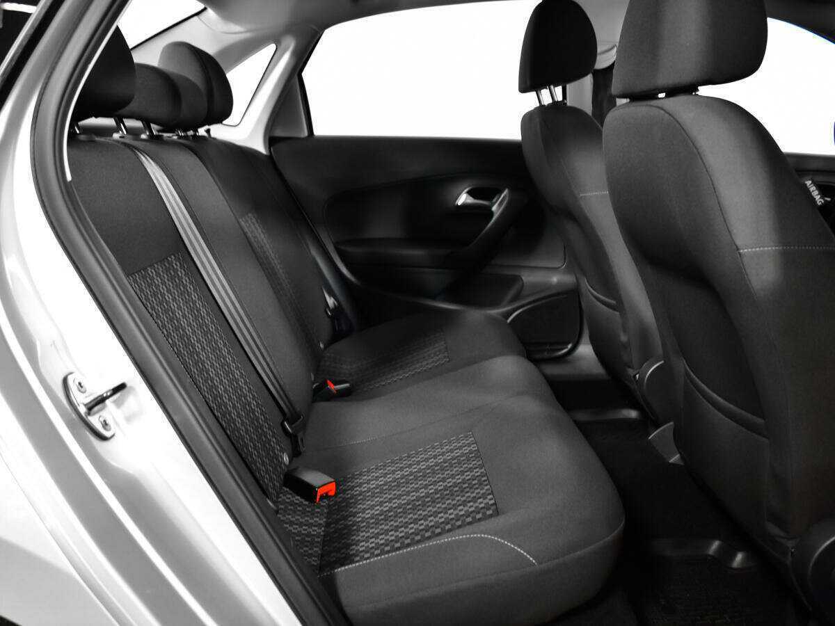 Volkswagen Polo б/у, 2017, Автоматическая. Фото: #9