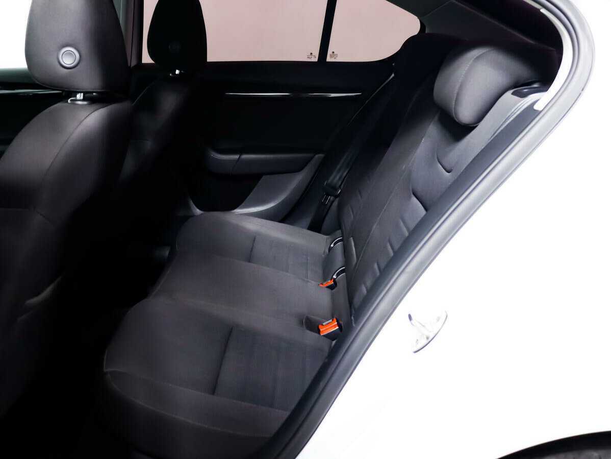 Skoda Octavia б/у, 2016, Роботизированная. Фото: #11