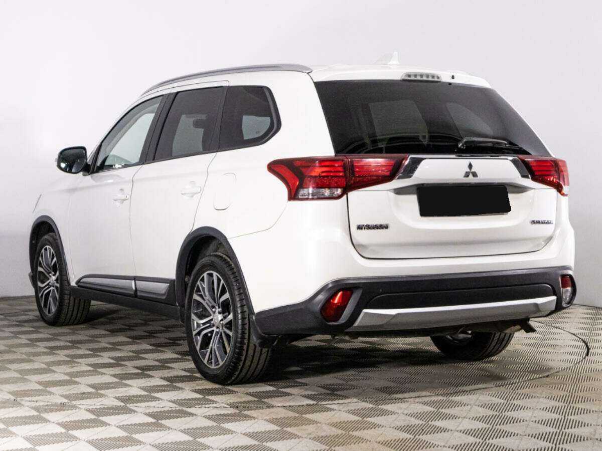 Mitsubishi Outlander б/у, 2017, Вариатор. Фото: #6