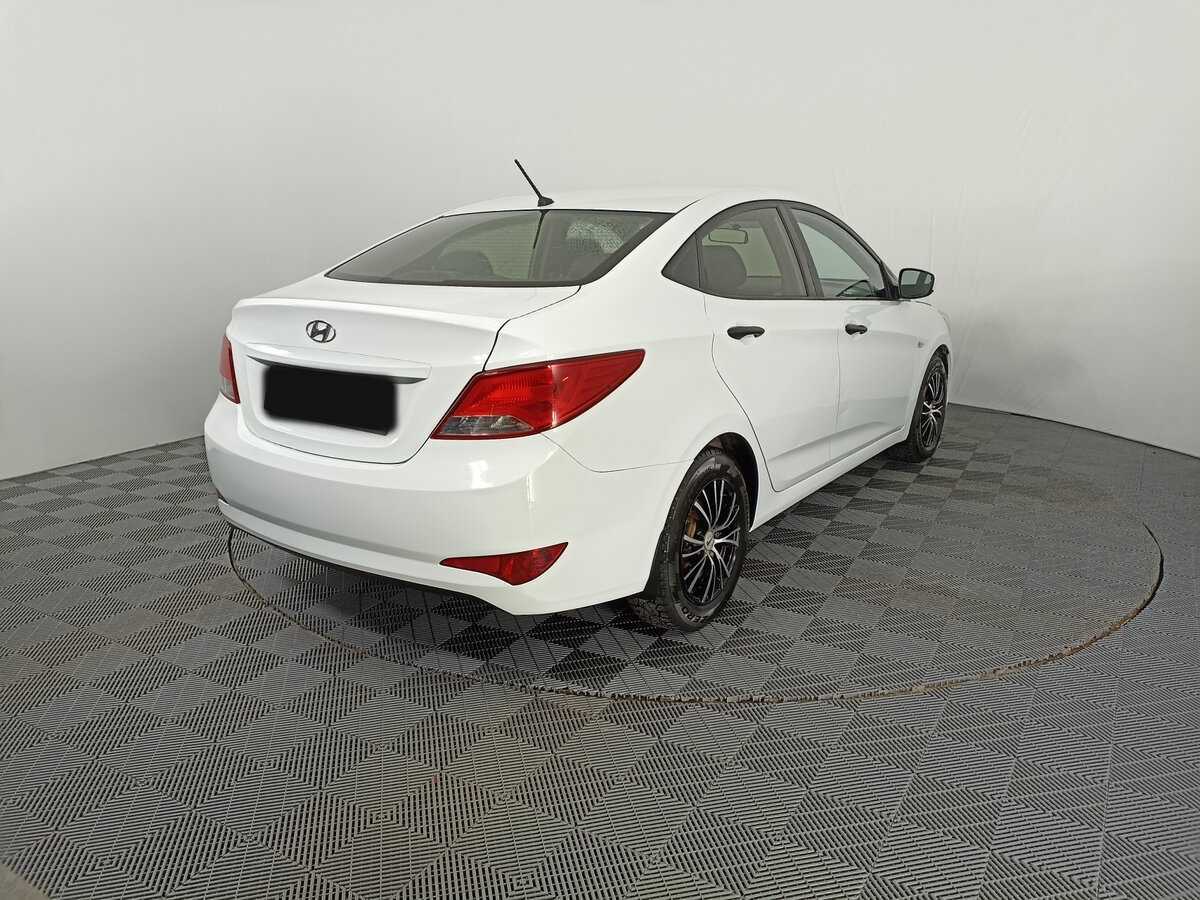 Hyundai Solaris б/у, 2015, Механическая. Фото: #4