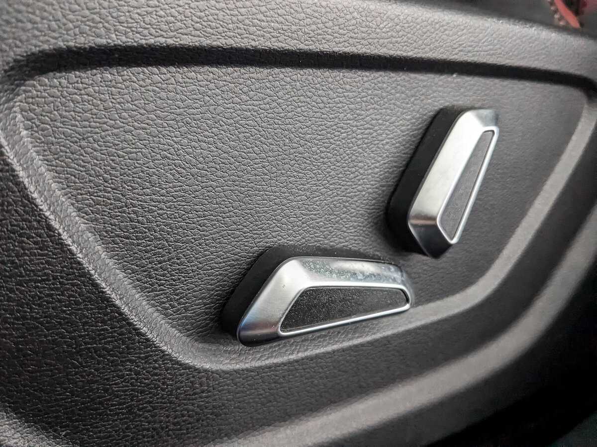 Geely Coolray б/у, 2020, Роботизированная. Фото: #21