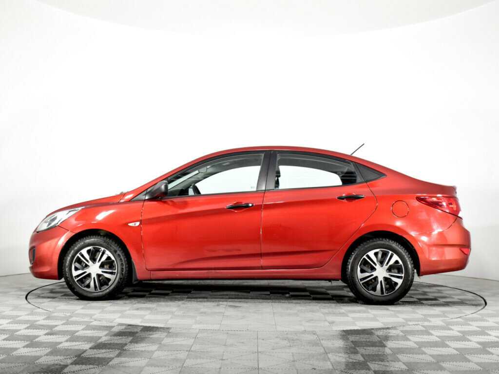 Hyundai Solaris б/у, 2013, Механическая. Фото: #3