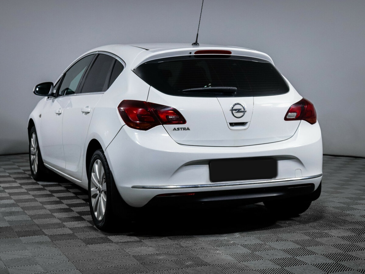 Opel Astra б/у, 2014, Автоматическая. Фото: #5