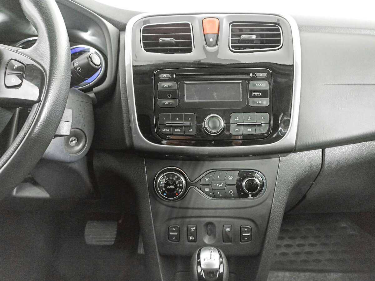 Renault Sandero б/у, 2017, Автоматическая. Фото: #11