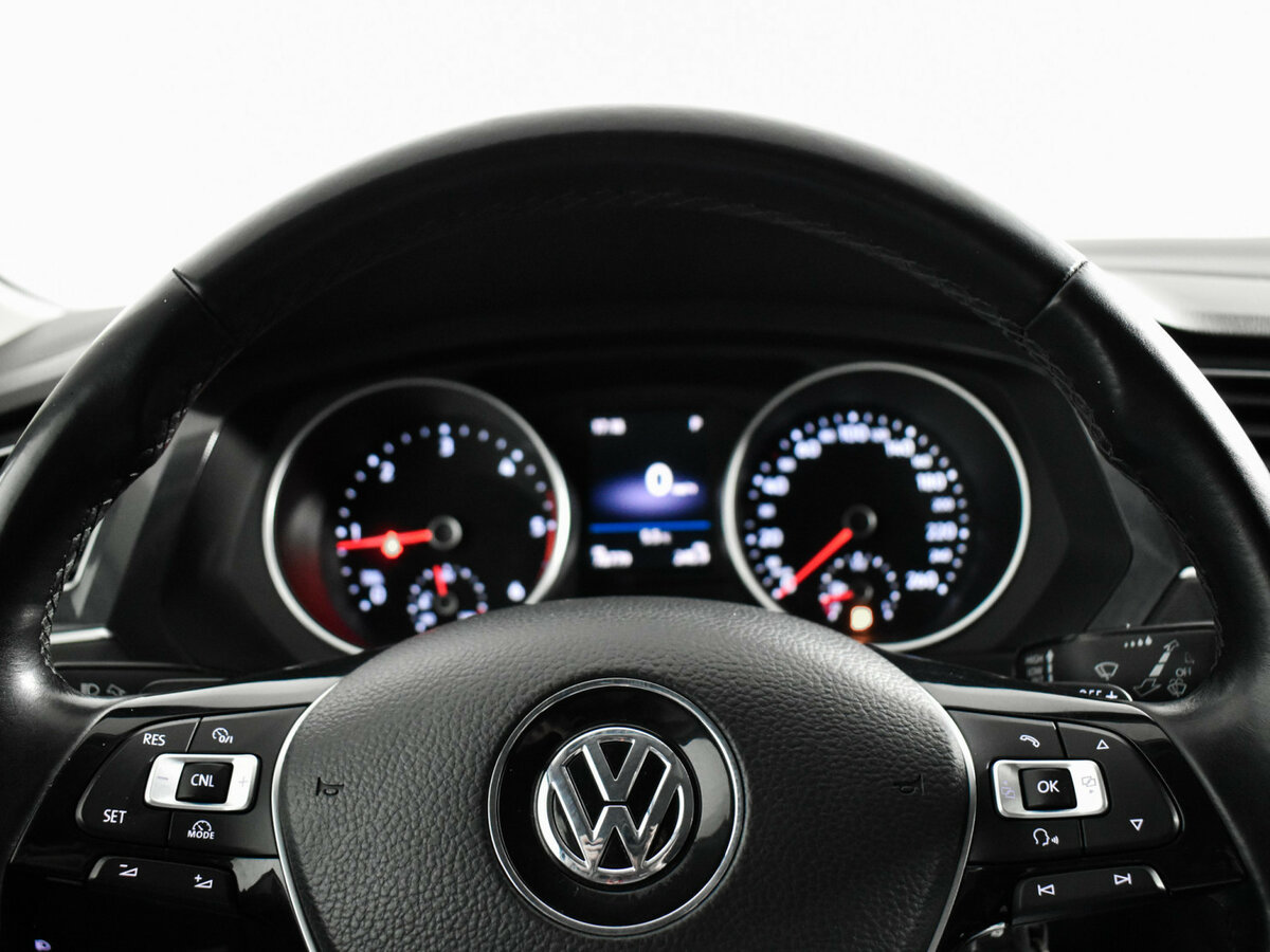 Volkswagen Tiguan б/у, 2018, Роботизированная. Фото: #14