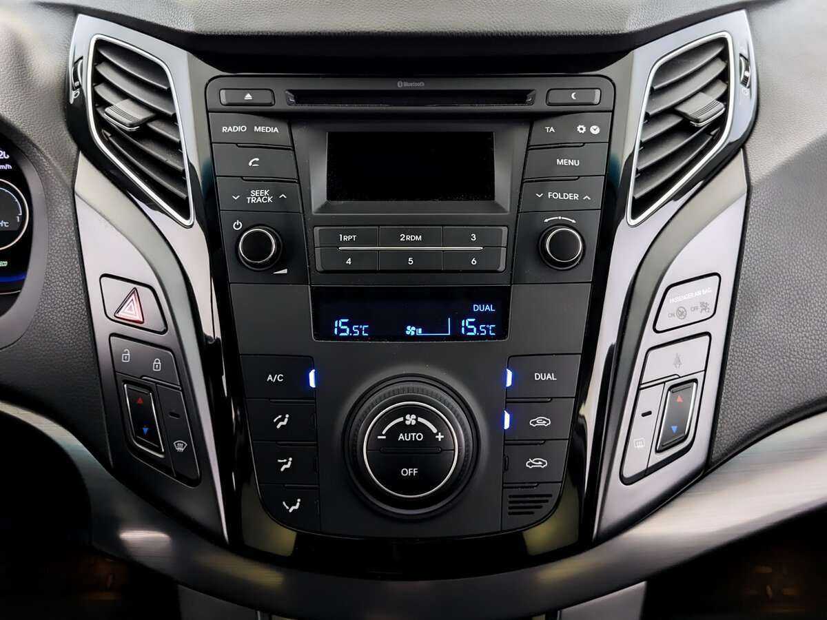 Hyundai i40 б/у, 2016, Роботизированная. Фото: #12