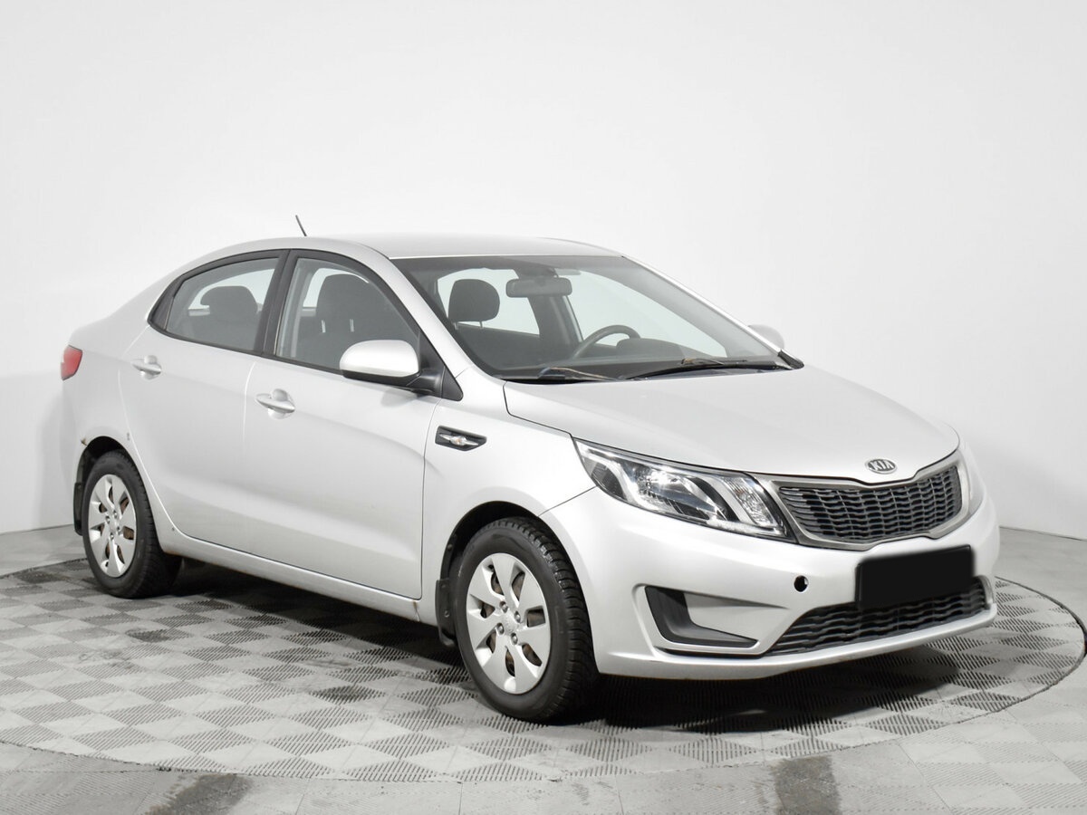Kia Rio б/у, 2012, Автоматическая. Фото: #2
