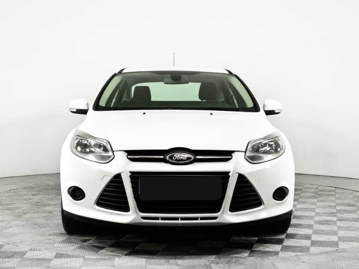 Ford Focus б/у, 2012, Механическая. Фото: #1