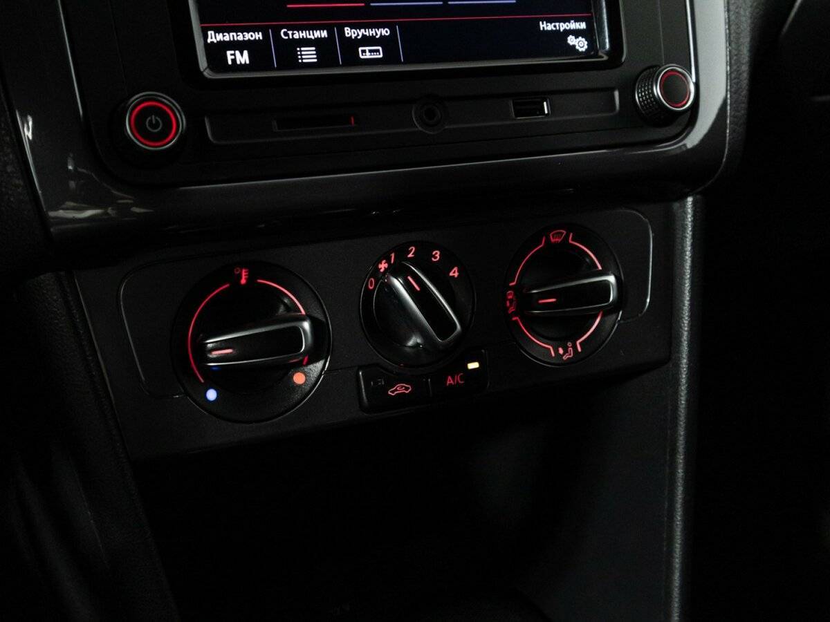 Volkswagen Polo б/у, 2018, Автоматическая. Фото: #16