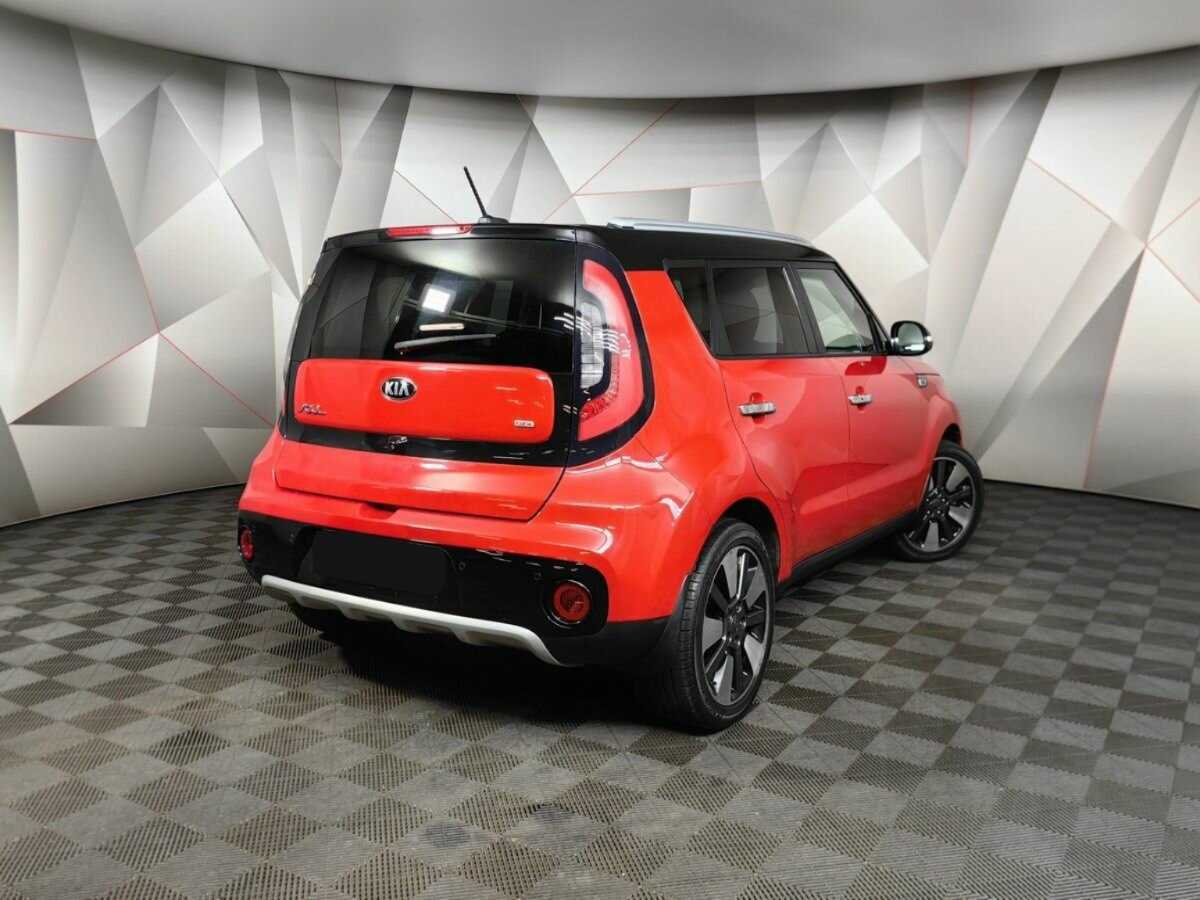 Kia Soul б/у, 2017, Автоматическая. Фото: #1