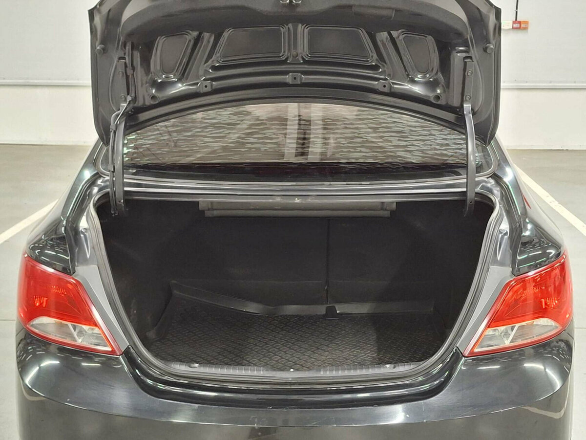 Hyundai Solaris б/у, 2016, Механическая. Фото: #9