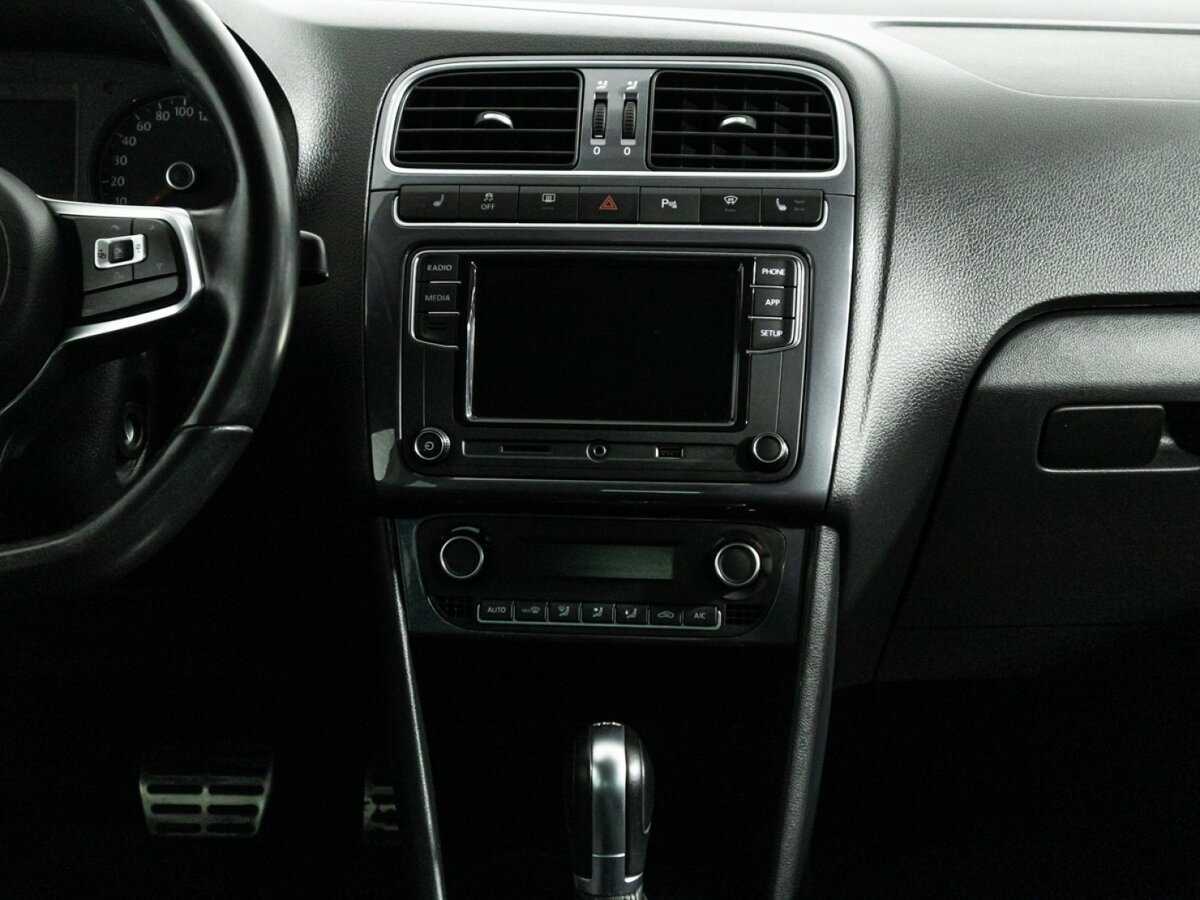 Volkswagen Polo б/у, 2018, Роботизированная. Фото: #13