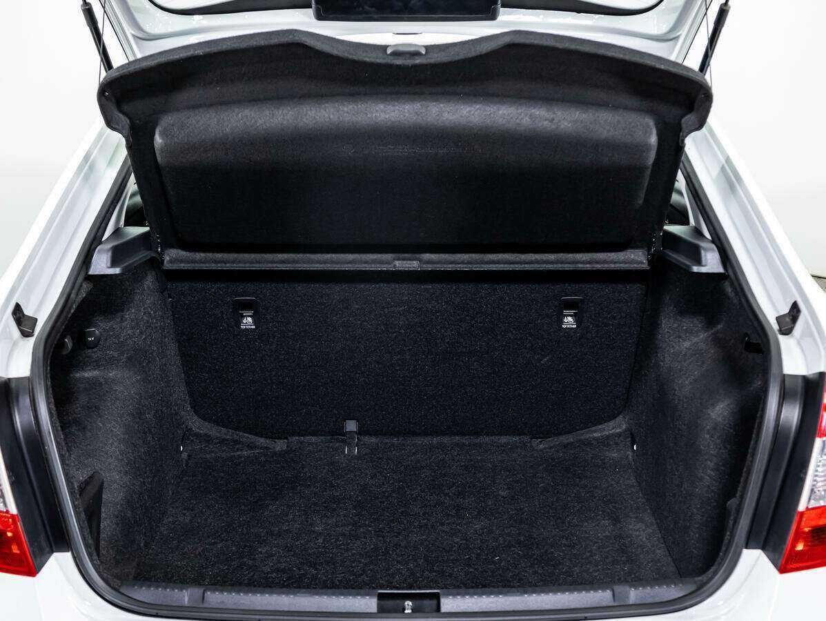 Skoda Rapid б/у, 2017, Механическая. Фото: #12