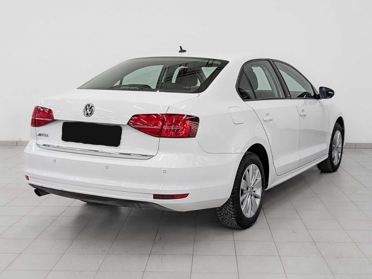 Volkswagen Jetta б/у, 2016, Автоматическая. Фото: #4