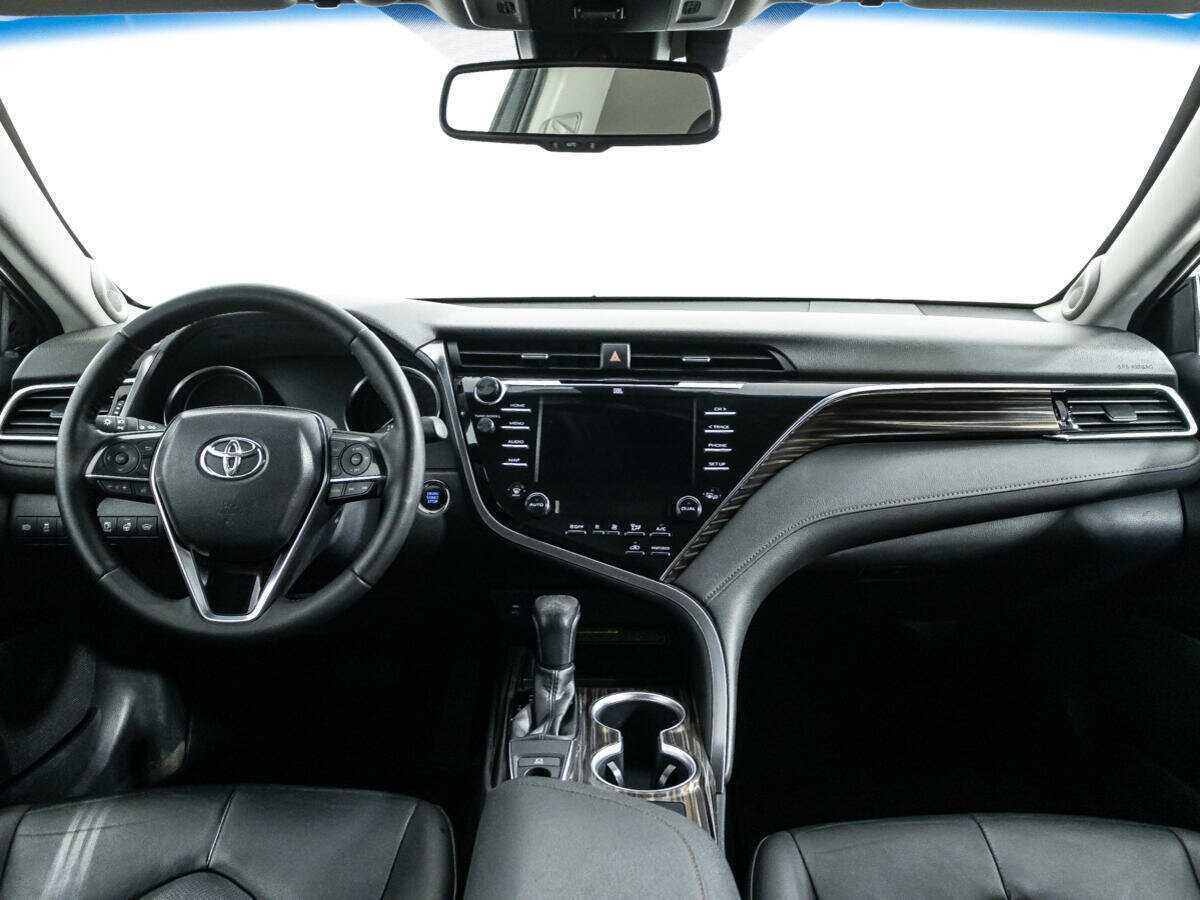 Toyota Camry б/у, 2020, Автоматическая. Фото: #12