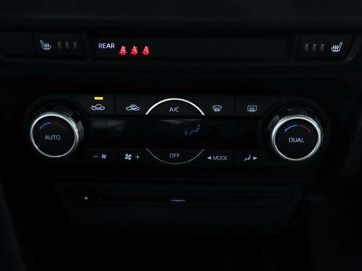 Mazda 3 б/у, 2014, Автоматическая. Фото: #16