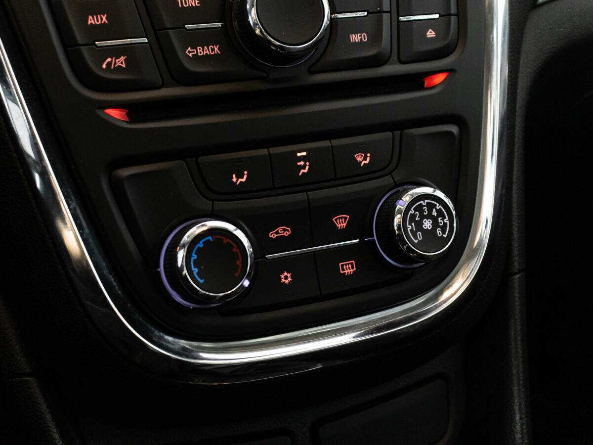 Opel Mokka б/у, 2013, Механическая. Фото: #14