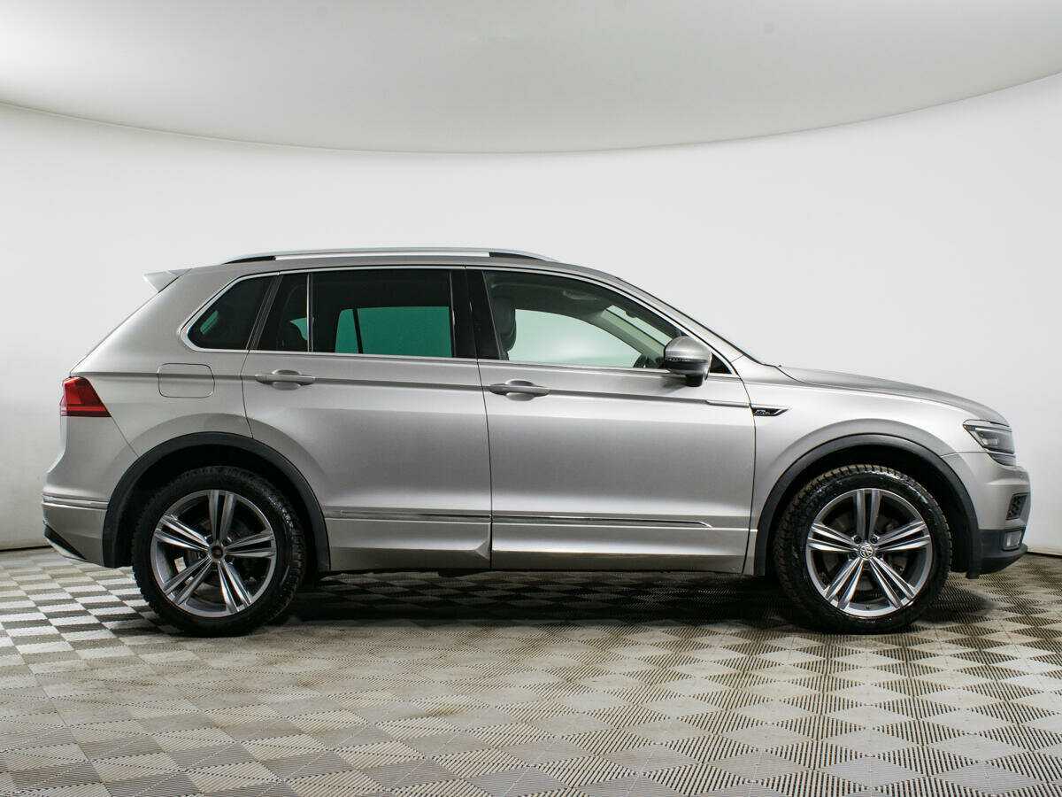 Volkswagen Tiguan б/у, 2018, Роботизированная. Фото: #3