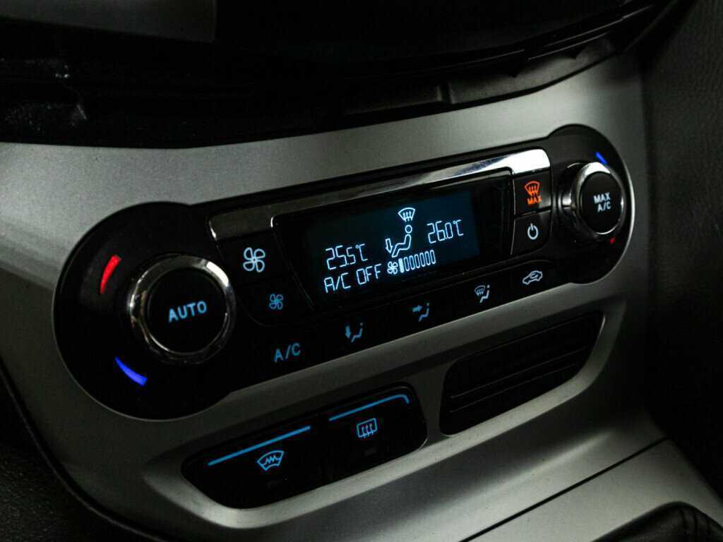 Ford Focus б/у, 2013, Механическая. Фото: #14